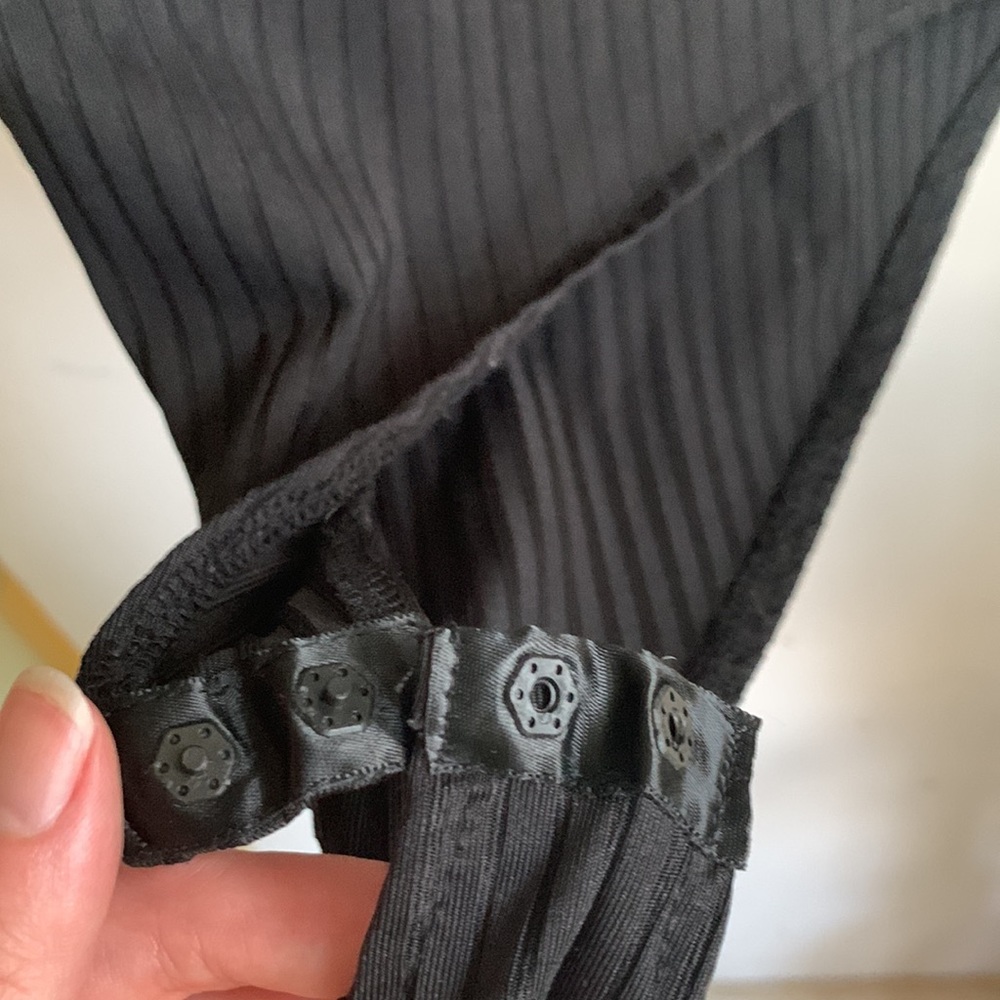 H&M Ribbed Bodysuit - Picture 4 of 5